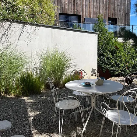 Luxe 2 P Aux Vignes Lovees Pensionat